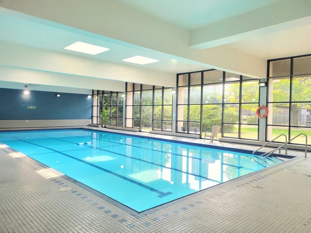 Indoor Pool.jpg