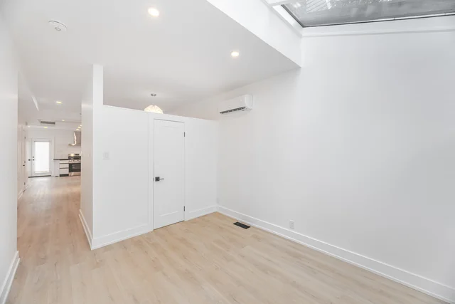 #2-23 Maria Street, Toronto - photo 16