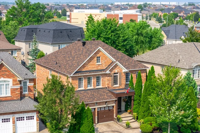 6 Hugo Road, Brampton - photo 1