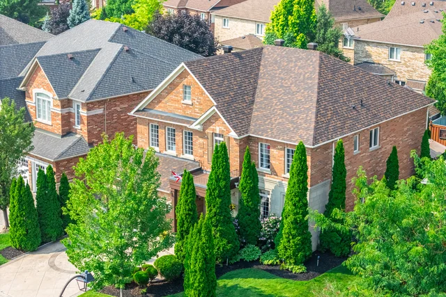 6 Hugo Road, Brampton - photo 9