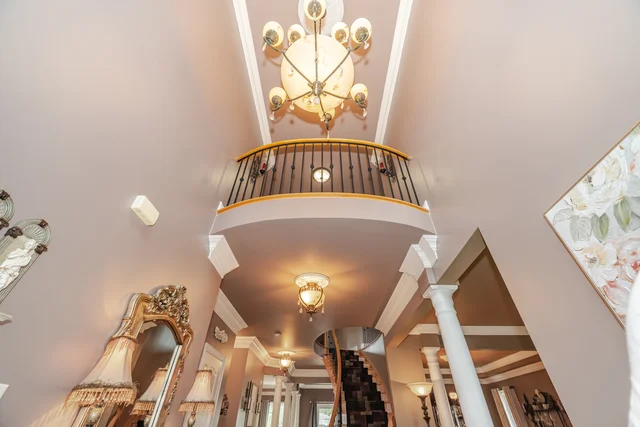 6 Hugo Road, Brampton - photo 23