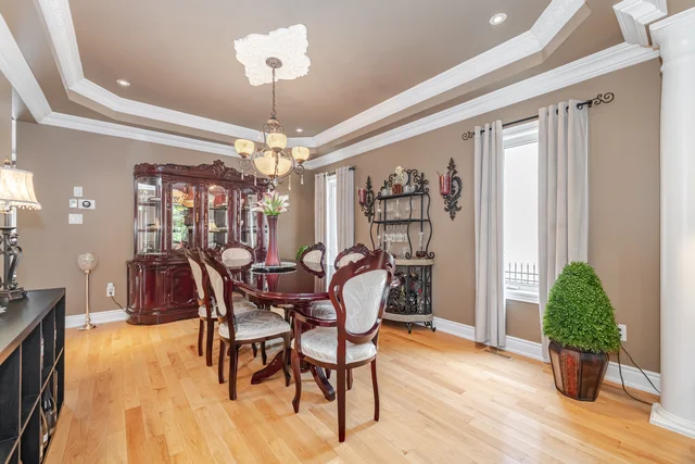6 Hugo Road, Brampton - photo 32