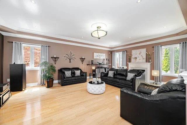 6 Hugo Road, Brampton - photo 48