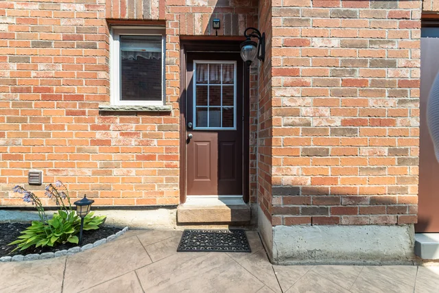 6 Hugo Road, Brampton - photo 98