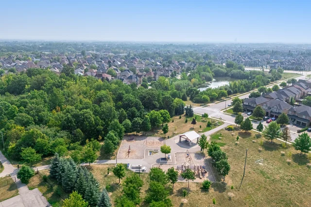 6 Hugo Road, Brampton - photo 122