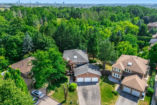 60 Esker Drive, Brampton - photo 1