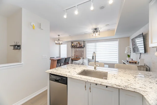 #3-169 William Duncan Road, North York - photo 15
