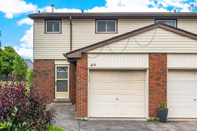 #49-1350 Limeridge Road East, Hamilton - photo 1