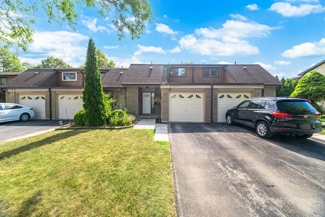 552 Pinedale Avenue, Burlington - photo 3