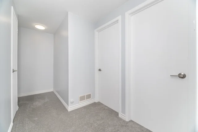 552 Pinedale Avenue, Burlington - photo 27
