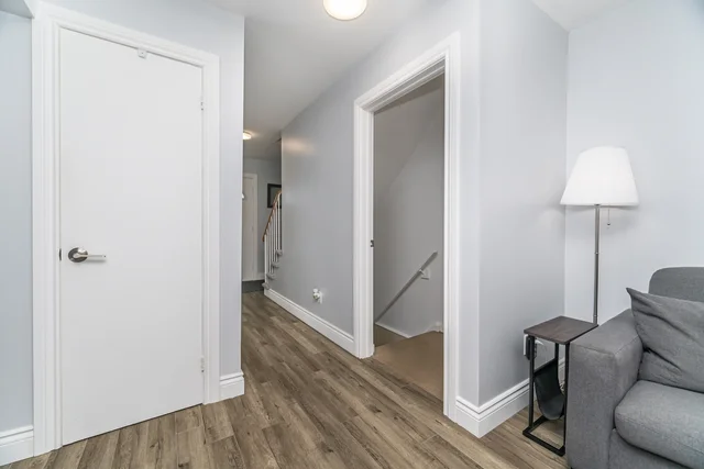 552 Pinedale Avenue, Burlington - photo 36