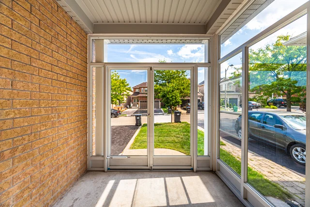 16 Aria Lane, Brampton - photo 7