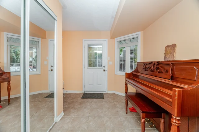 #87-620 Ferguson Drive, Milton - photo 6