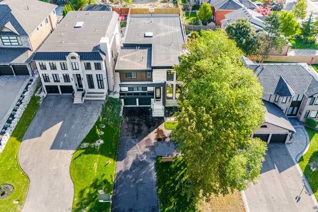 1381 Rougemount Drive, Pickering - photo 1