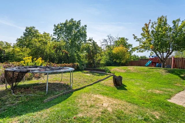 26 North Ridge Road, Woodbridge - photo 59