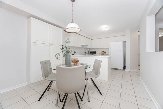 1016 Roseheath Street, Oshawa - photo 32