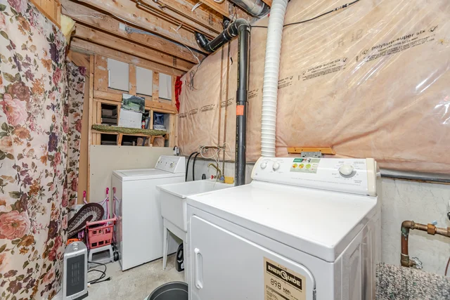 1016 Roseheath Street, Oshawa - photo 60