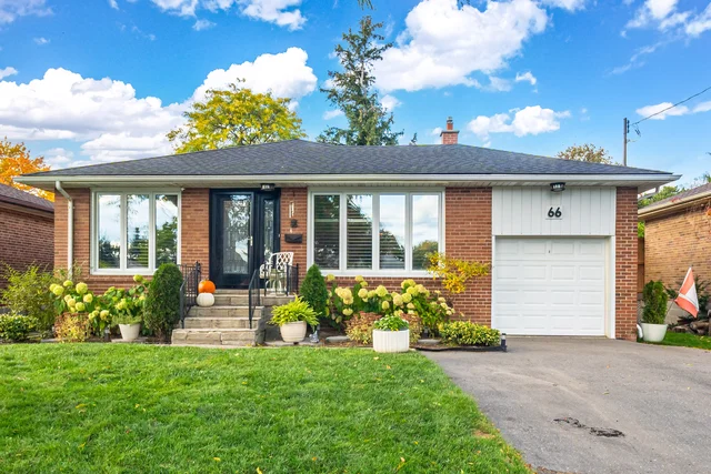 66 Mooreshead Drive, Etobicoke - photo 1