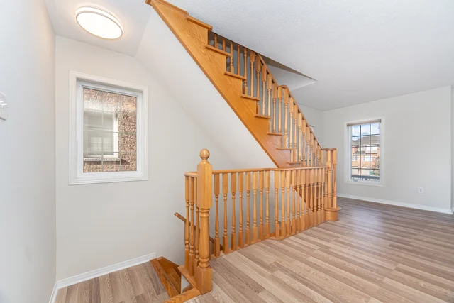1082 Felicity Crescent, Mississauga - photo 9