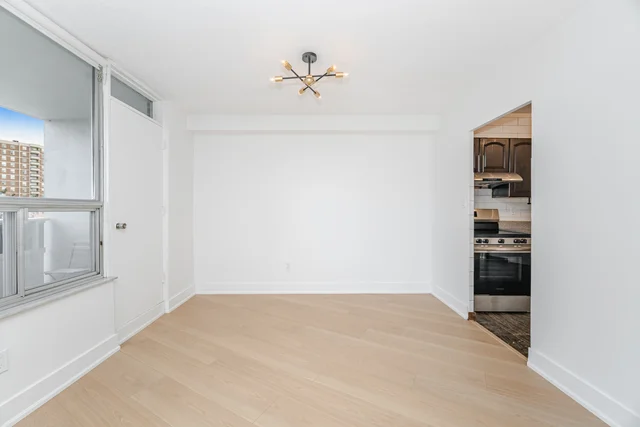 #301-5 Shady Golfway, North York - photo 15
