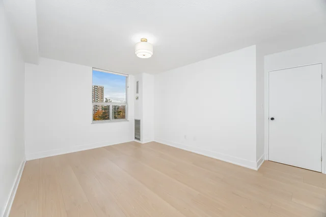#301-5 Shady Golfway, North York - photo 22