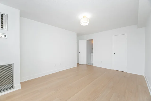 #301-5 Shady Golfway, North York - photo 24