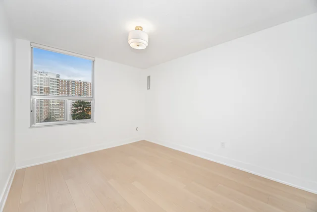 #301-5 Shady Golfway, North York - photo 26