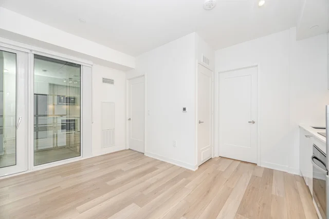 #413E-70 Princess Street, Toronto - photo 6