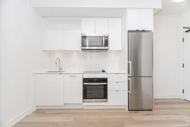 #413E-70 Princess Street, Toronto - photo 7