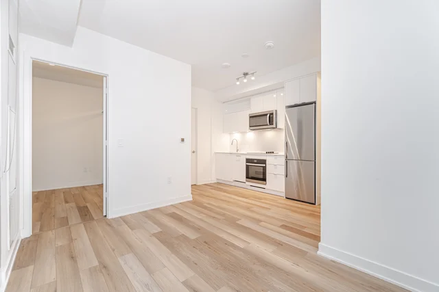 #413E-70 Princess Street, Toronto - photo 17