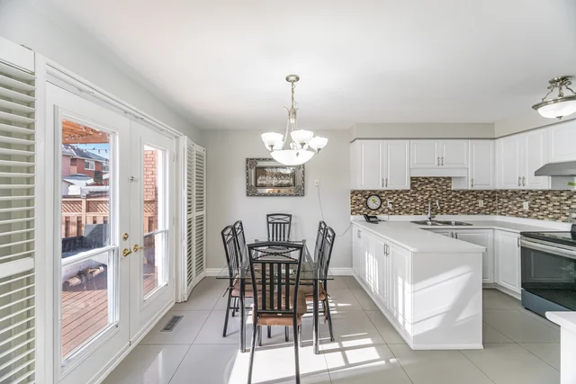 65 Sahara Trail, Brampton - photo 15
