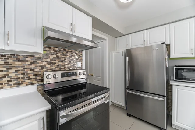 65 Sahara Trail, Brampton - photo 20