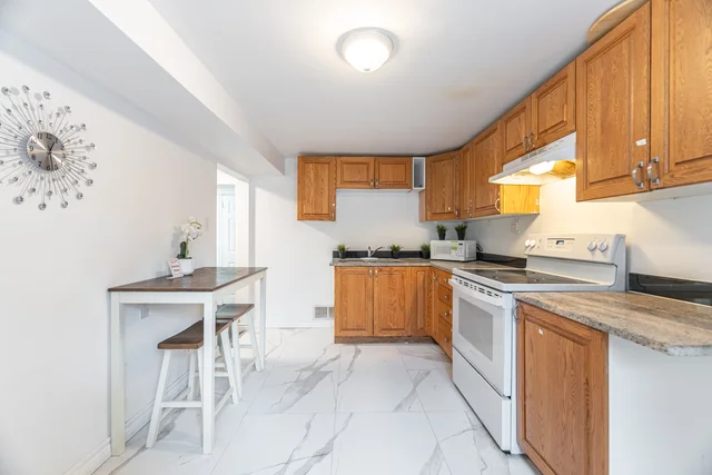 406 Tamarack Drive, Waterloo - photo 44