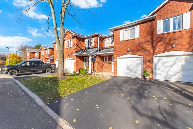 #7-3115 New Street, Burlington - photo 4