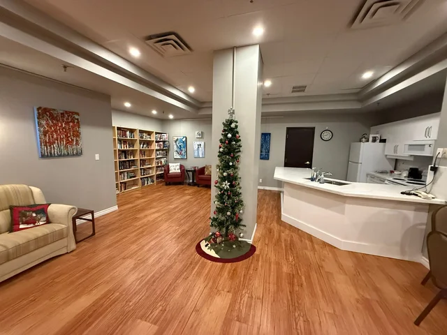 700.jpg