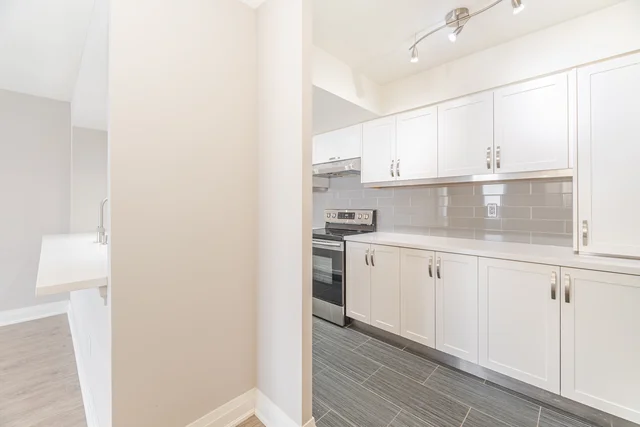 #1511-550 Webb Drive, Mississauga - photo 12