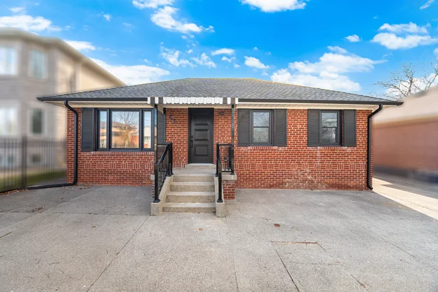 65 Cuffley Crescent North, North York - photo 2