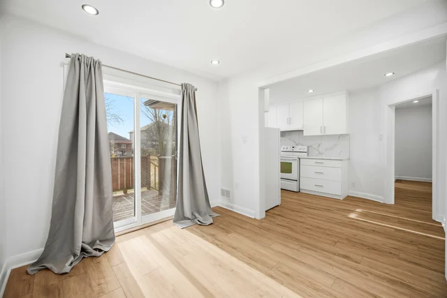65 Cuffley Crescent North, North York - photo 15