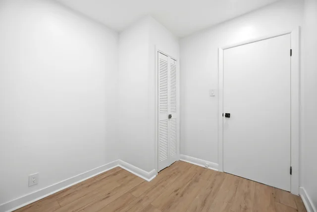 65 Cuffley Crescent North, North York - photo 29