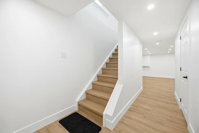 65 Cuffley Crescent North, North York - photo 32