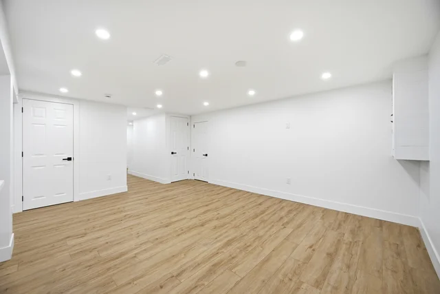 65 Cuffley Crescent North, North York - photo 33