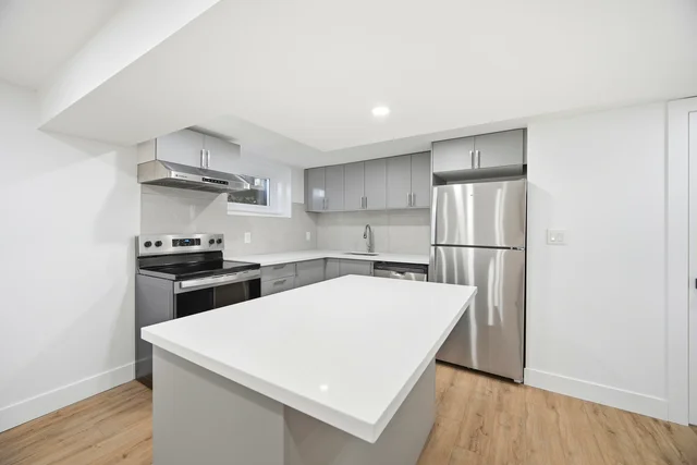 65 Cuffley Crescent North, North York - photo 38