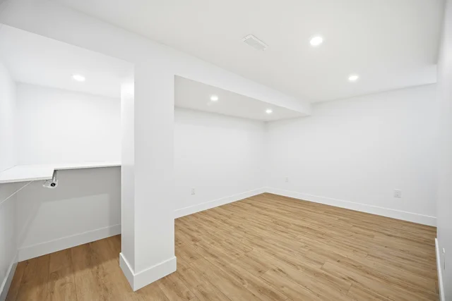 65 Cuffley Crescent North, North York - photo 41