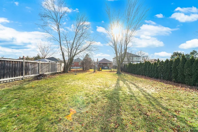 65 Cuffley Crescent North, North York - photo 52