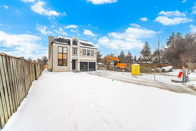 372 Rouge Hill Court, Pickering - photo 3