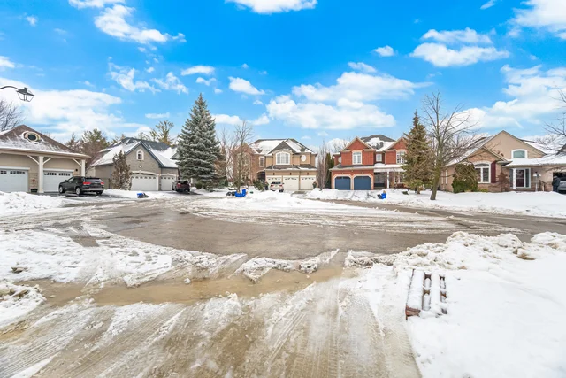 372 Rouge Hill Court, Pickering - photo 87