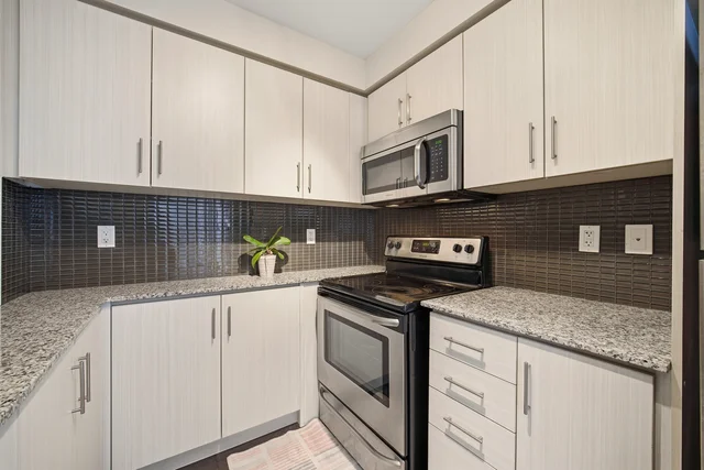 #3005-2015 Sheppard Avenue East, North York - photo 15