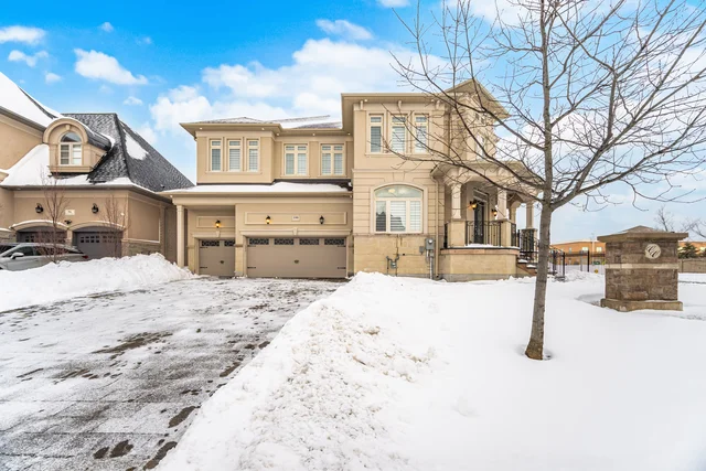 100 Virtue Crescent, Woodbridge - photo 2
