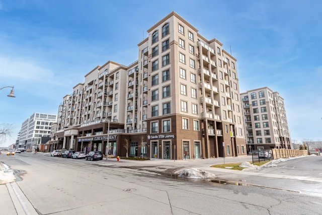 #811-2486 Old Bronte Road, Oakville - photo 1