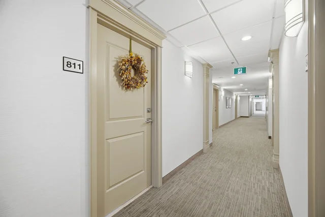 #811-2486 Old Bronte Road, Oakville - photo 4